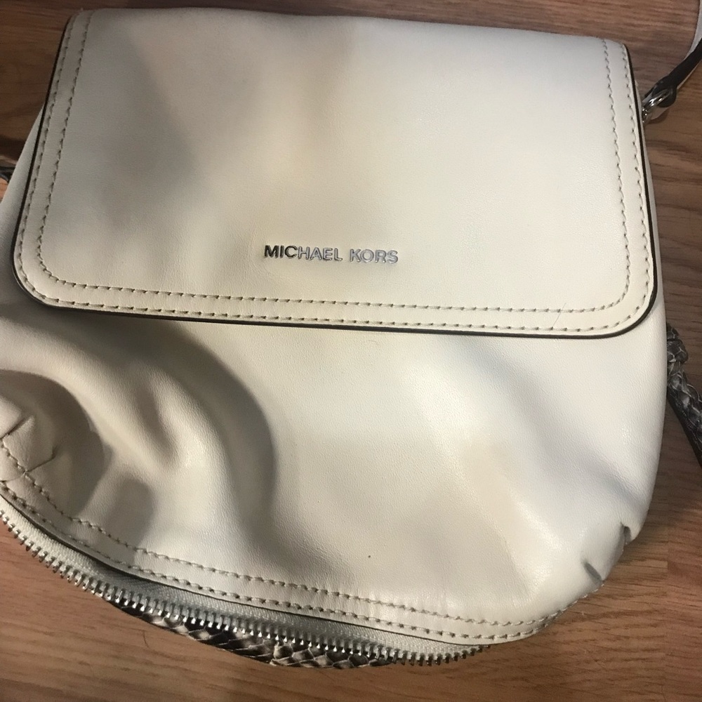 Michael Kors Crossbody